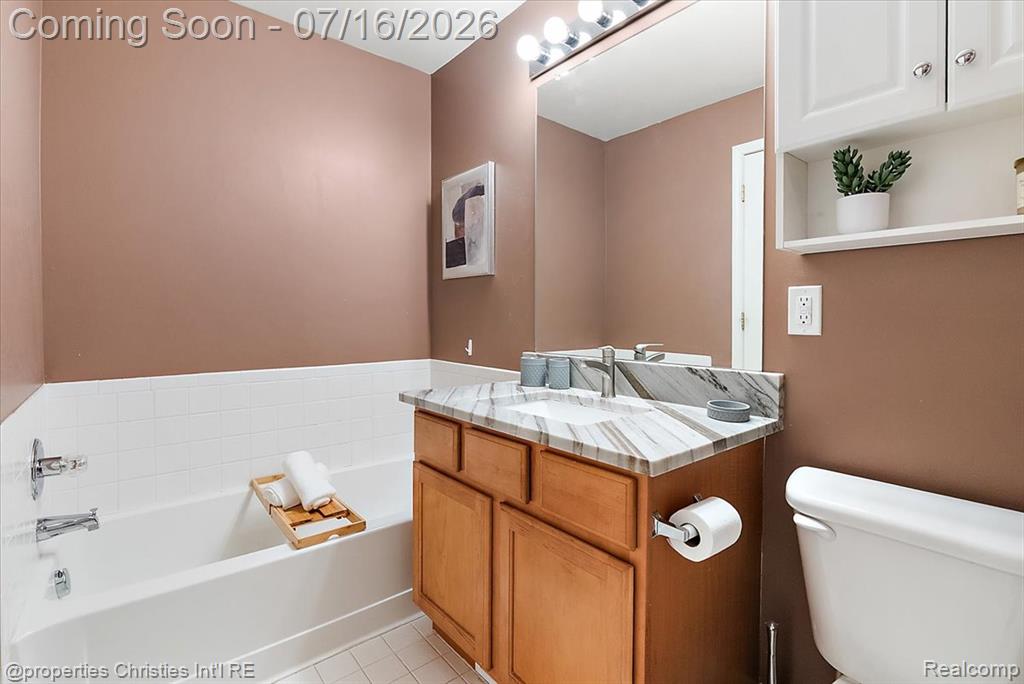 1422 Raliegh Place Troy, MI 48084 - Photo 25 of 39
