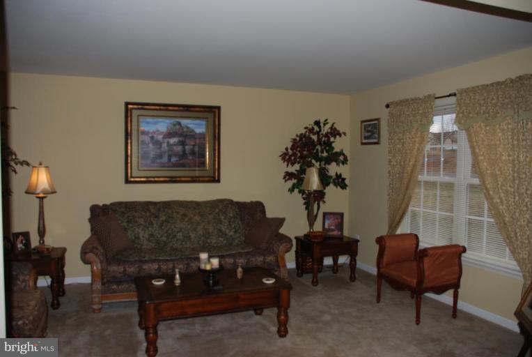 12453 Robin Road Culpeper, VA 22701 - Photo 3 of 15 Living Room