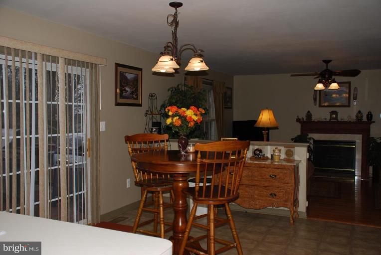 12453 Robin Road Culpeper, VA 22701 - Photo 8 of 15 Breakfast Area
