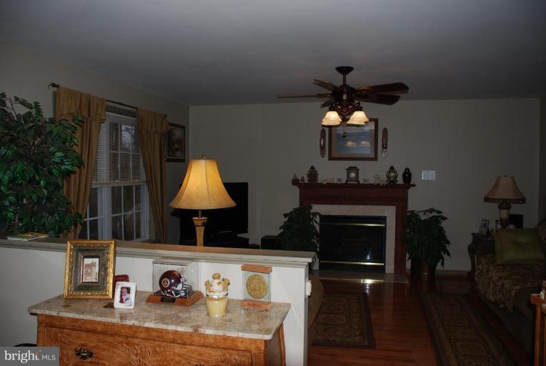 12453 Robin Road Culpeper, VA 22701 - Photo 9 of 15 Family Room