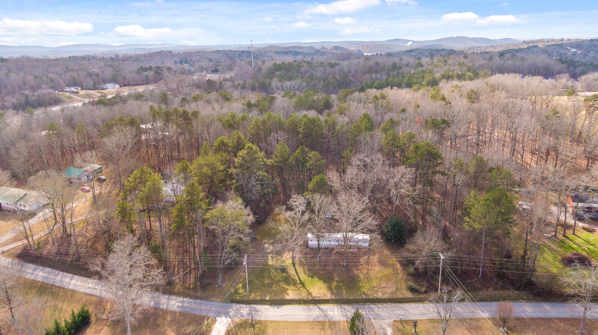 7104 McDaniel Road Harrison, TN 37341 - Photo 8 of 26 Gallery Image 8