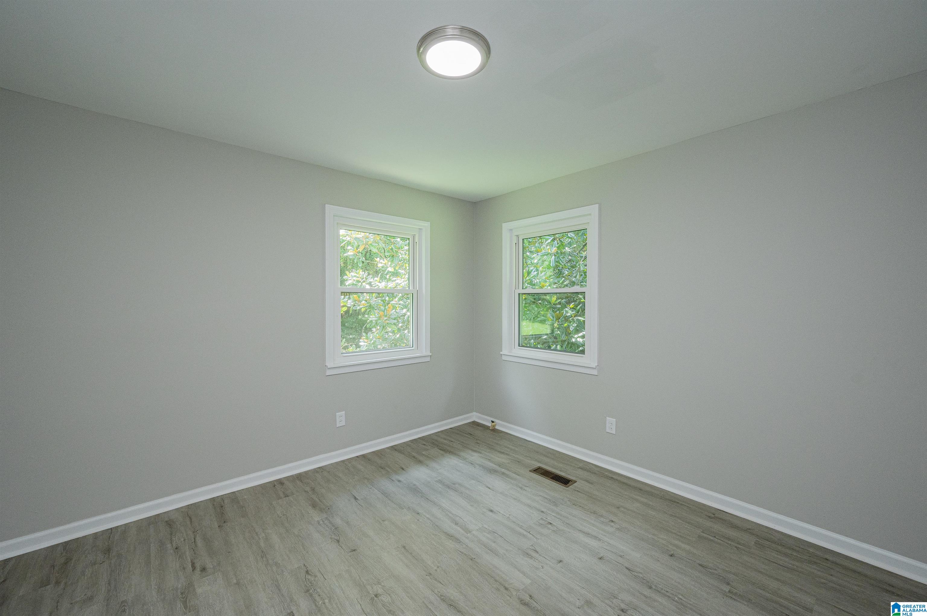 8898 Marsh Mountain Road Pinson, AL 35126 - Photo 13 of 28