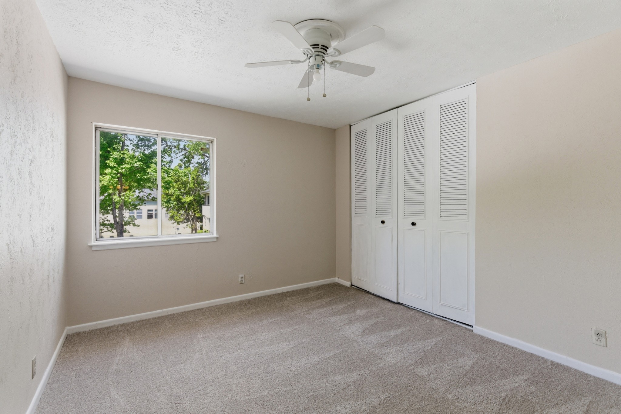 810 Bellevue Road, Unit 202 Nashville, TN 37221 - Photo 17 of 17 a view of an empty room with a window