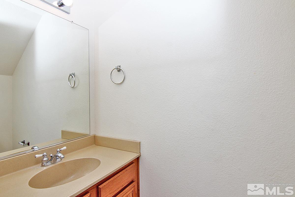 18234 Pin Oak Court Reno, NV 89508 - Photo 9 of 27 Photo 9