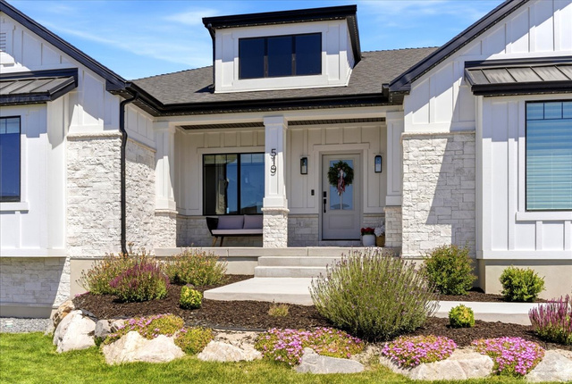 519 South 4375 West West Point, UT 84015 - Photo 4 of 41