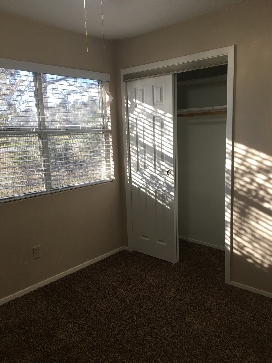 2283 McCaleb Road Montgomery, TX 77316 - Photo 16 of 45 a view of an empty room with a window