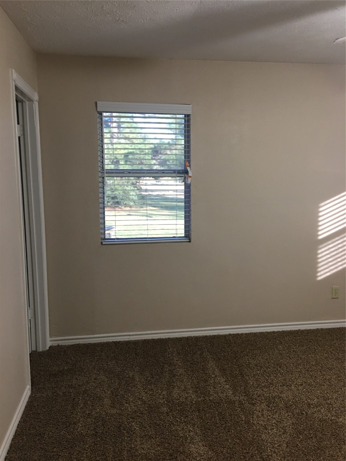 2283 McCaleb Road Montgomery, TX 77316 - Photo 20 of 45 a view of an empty room with a window