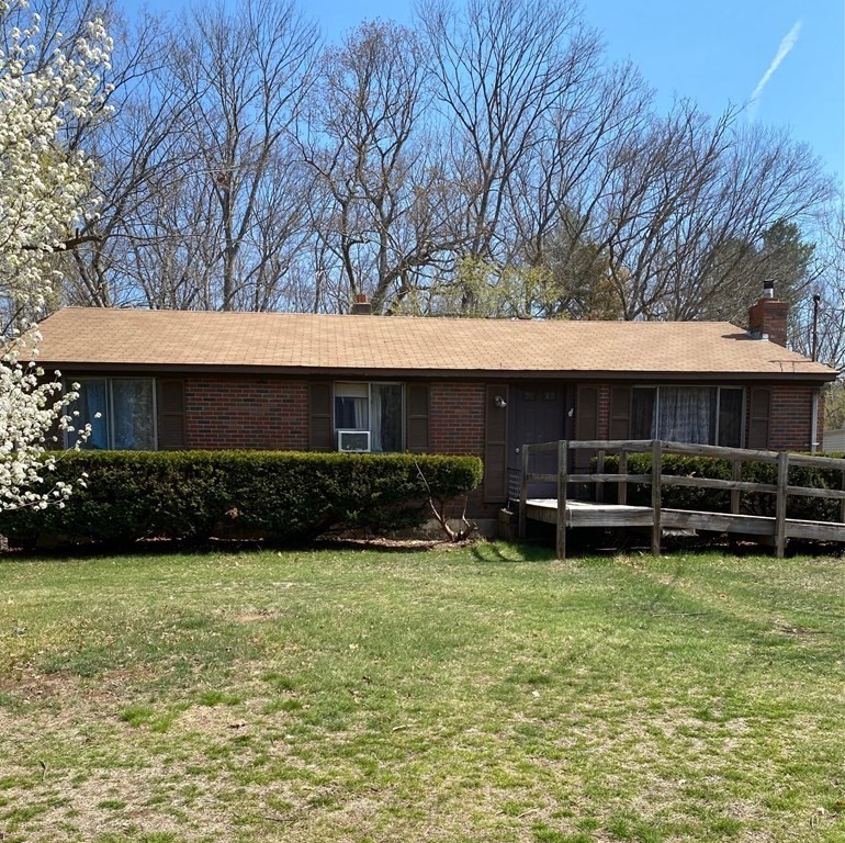 112 Southbridge Road Dudley, MA 01571 - Photo 1 of 27 Gallery Image 1