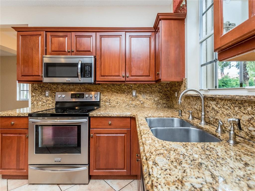 4465 Fox Ridge Drive Weston, FL 33331 - Photo 19 of 66 Photo 19