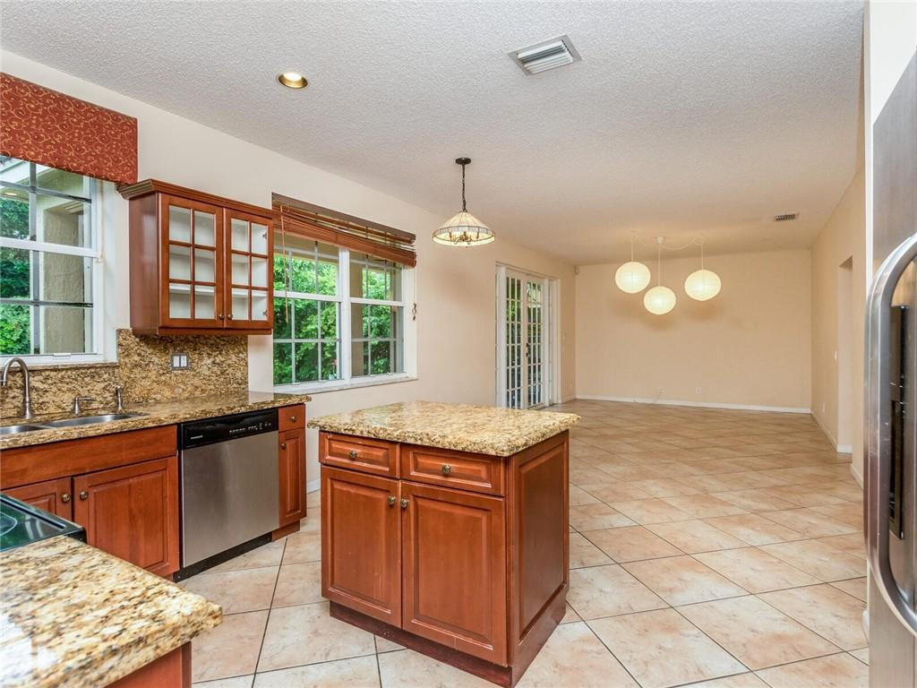 4465 Fox Ridge Drive Weston, FL 33331 - Photo 24 of 66 Photo 24