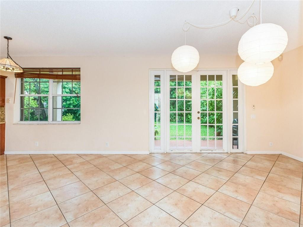 4465 Fox Ridge Drive Weston, FL 33331 - Photo 27 of 66 Photo 27