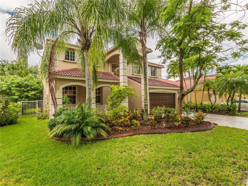 4465 Fox Ridge Drive Weston, FL 33331 - Photo 4 of 66 Photo 4
