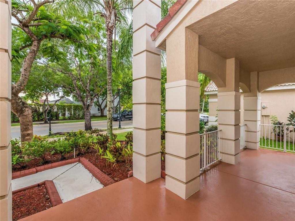 4465 Fox Ridge Drive Weston, FL 33331 - Photo 5 of 66 Photo 5