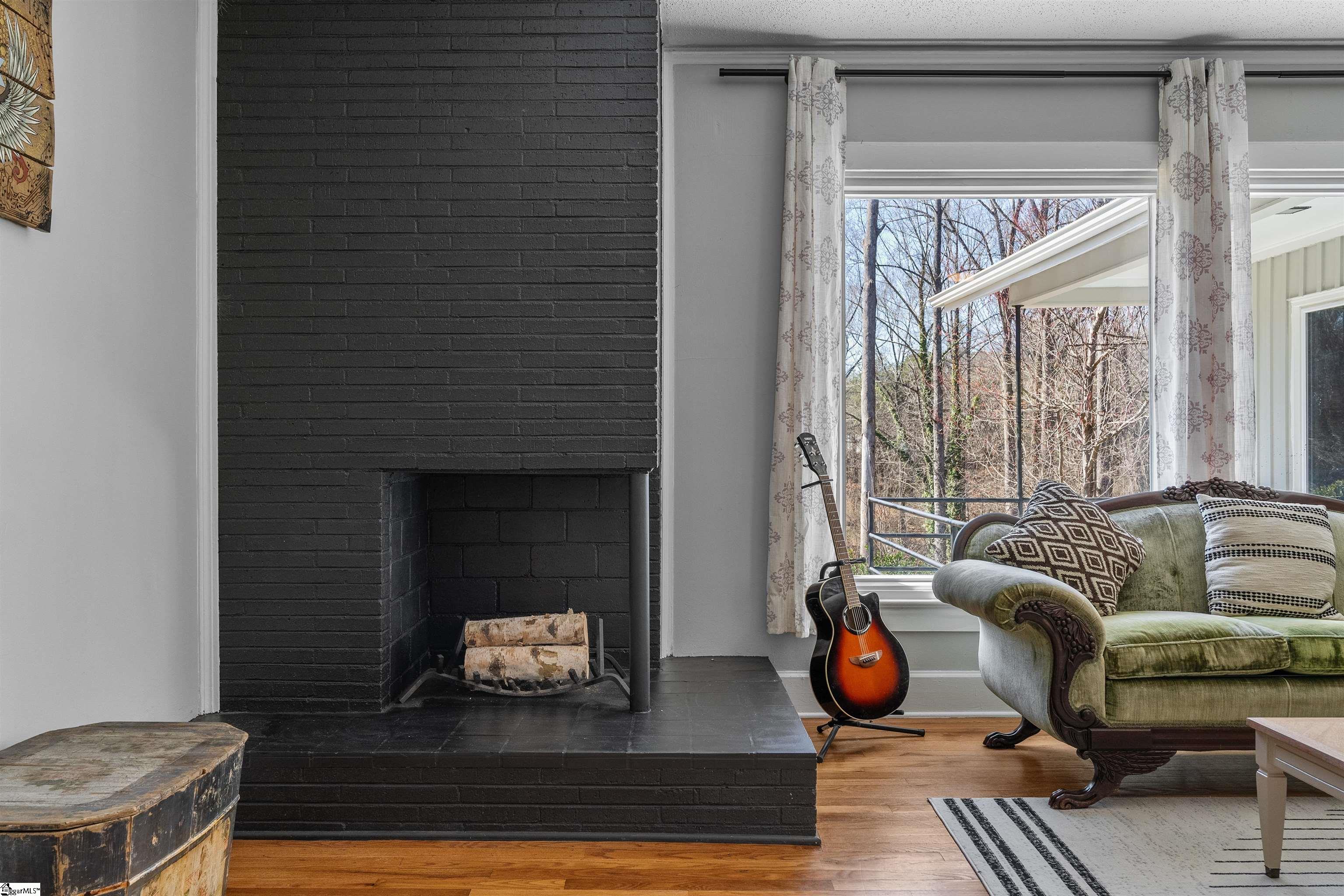 205 Pine Street Extension Greer, SC 29651 - Photo 5 of 42