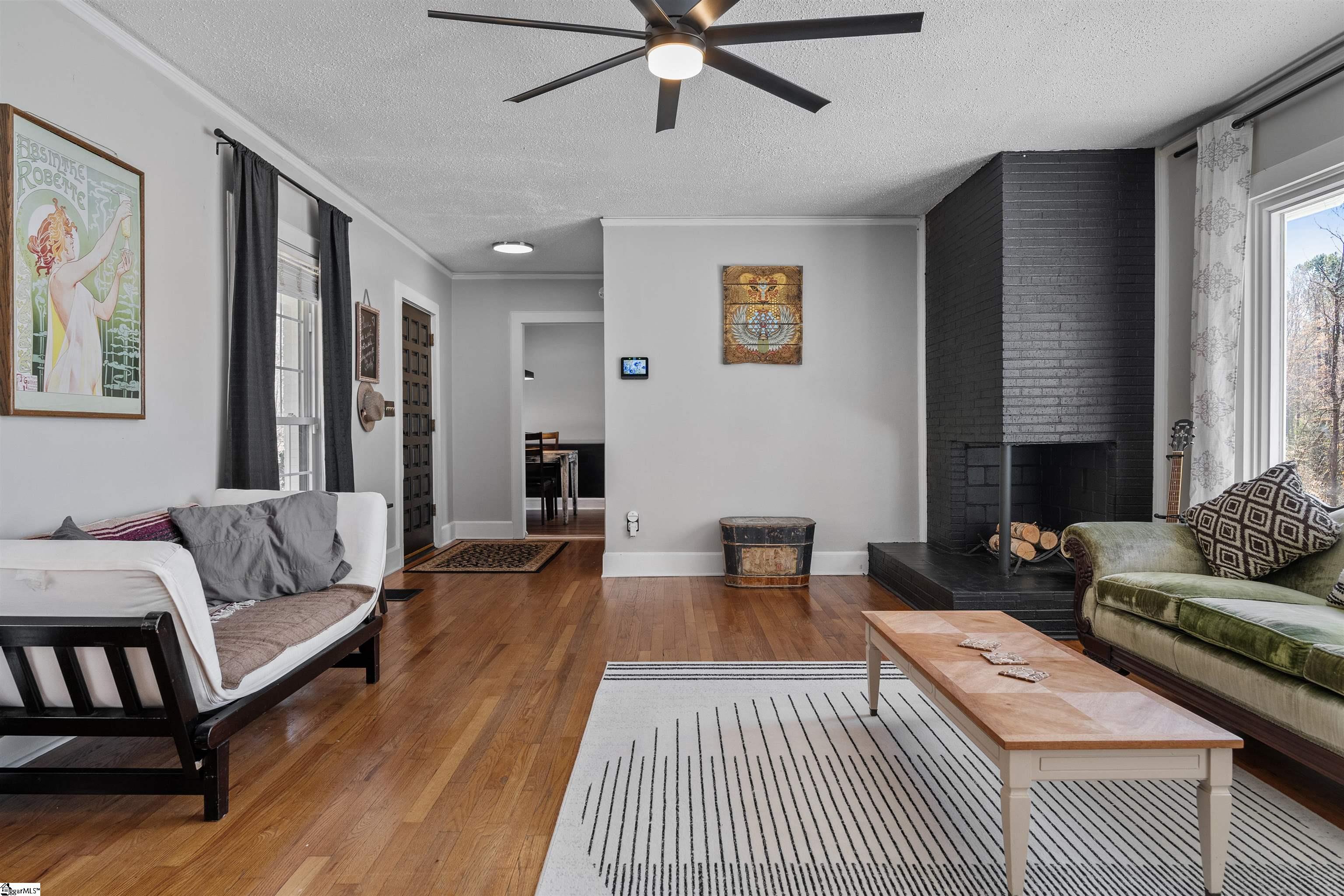 205 Pine Street Extension Greer, SC 29651 - Photo 8 of 42