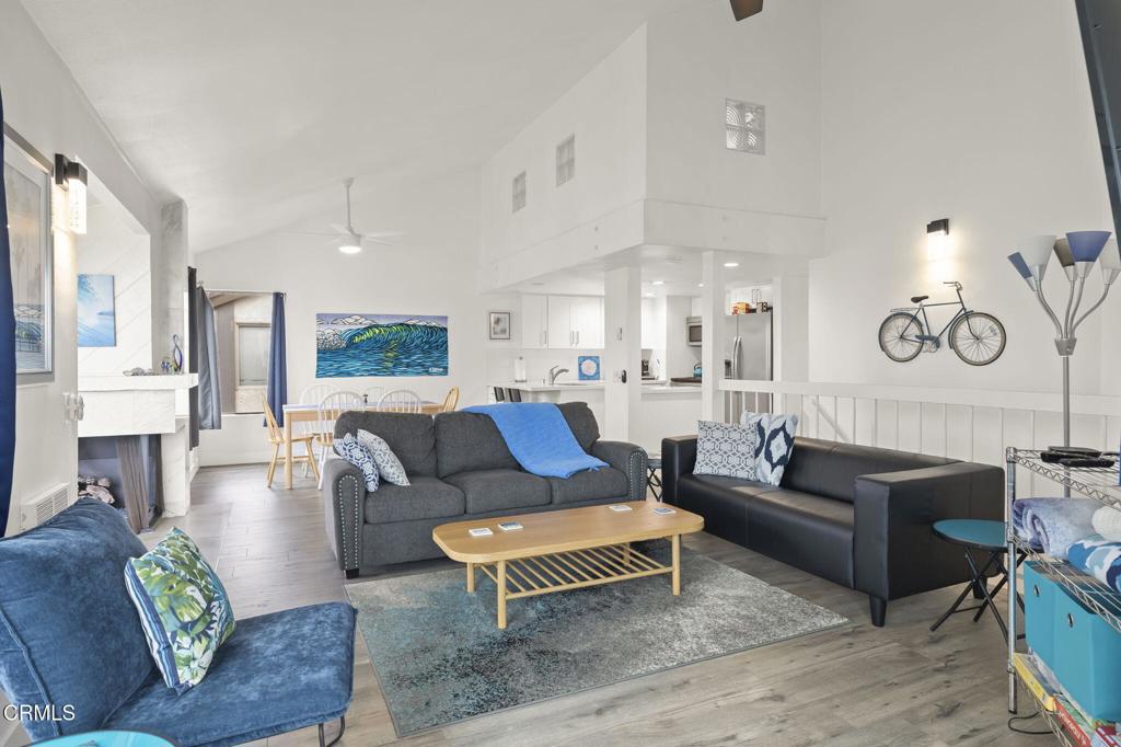 3464 Sunset Lane Oxnard, CA 93035 - Photo 13 of 46 a living room with furniture