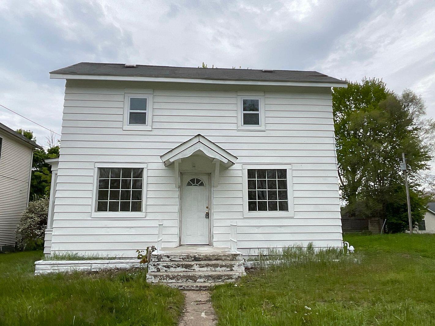 255 High Street Benton Harbor, MI 49022 - Photo 1 of 23 20