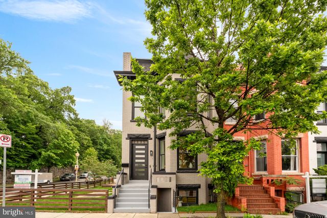 $1,250,000 | 2035 North Capitol Street Northeast, Washington, DC 20002