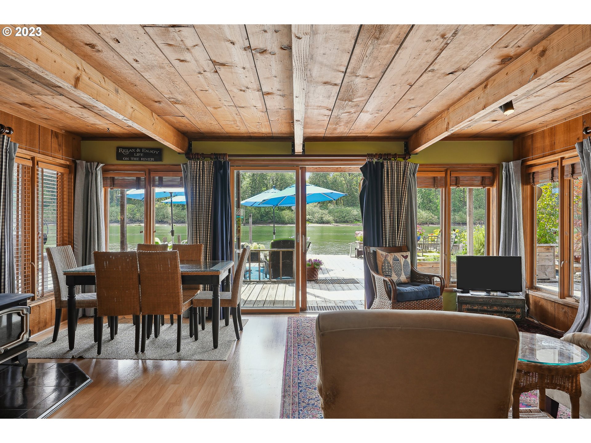 15500 Northwest Ferry Road, Unit 2 Portland, OR 97231 - Photo 11 of 46 Dining Area
