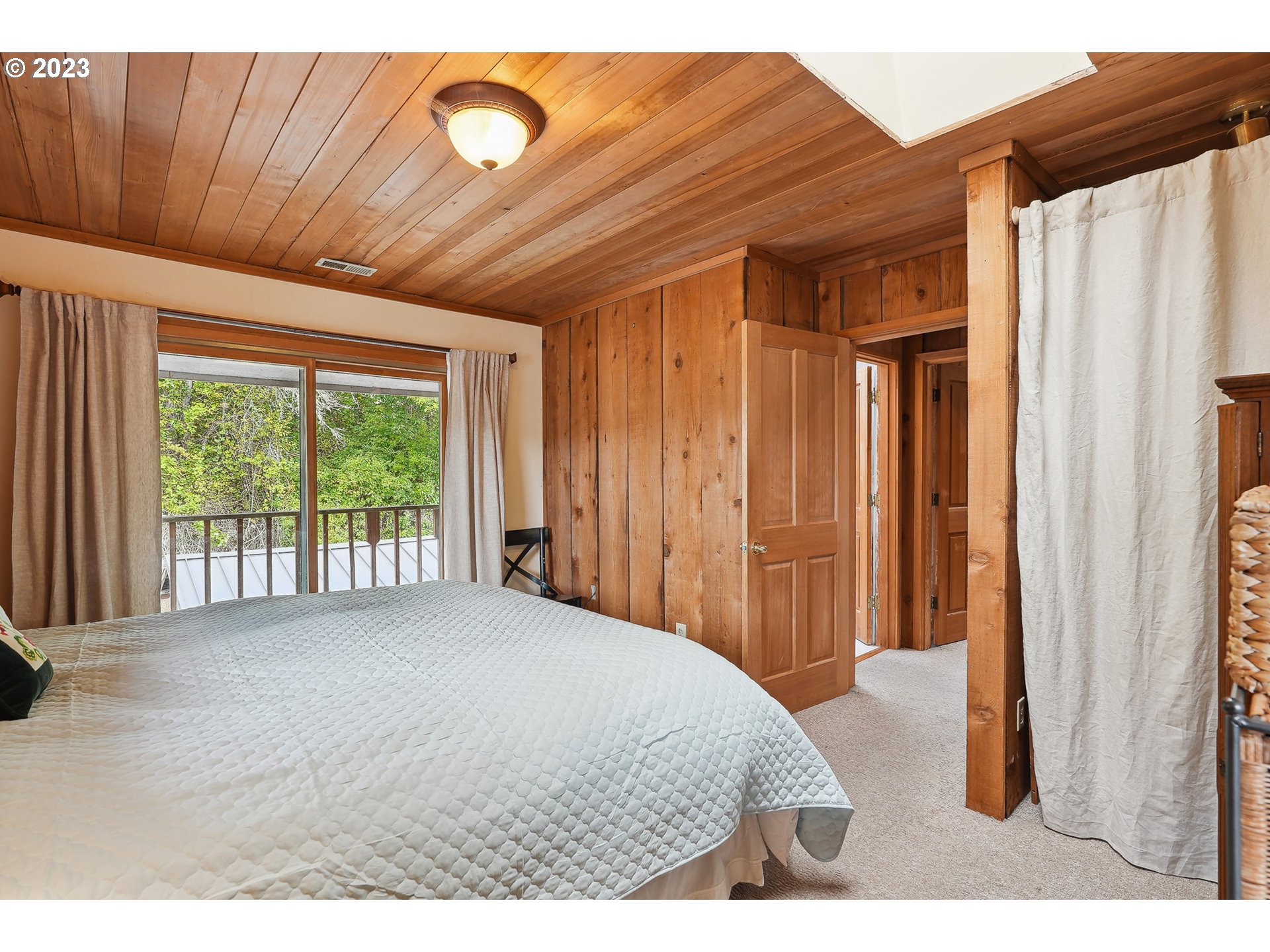 15500 Northwest Ferry Road, Unit 2 Portland, OR 97231 - Photo 26 of 46 Bedroom