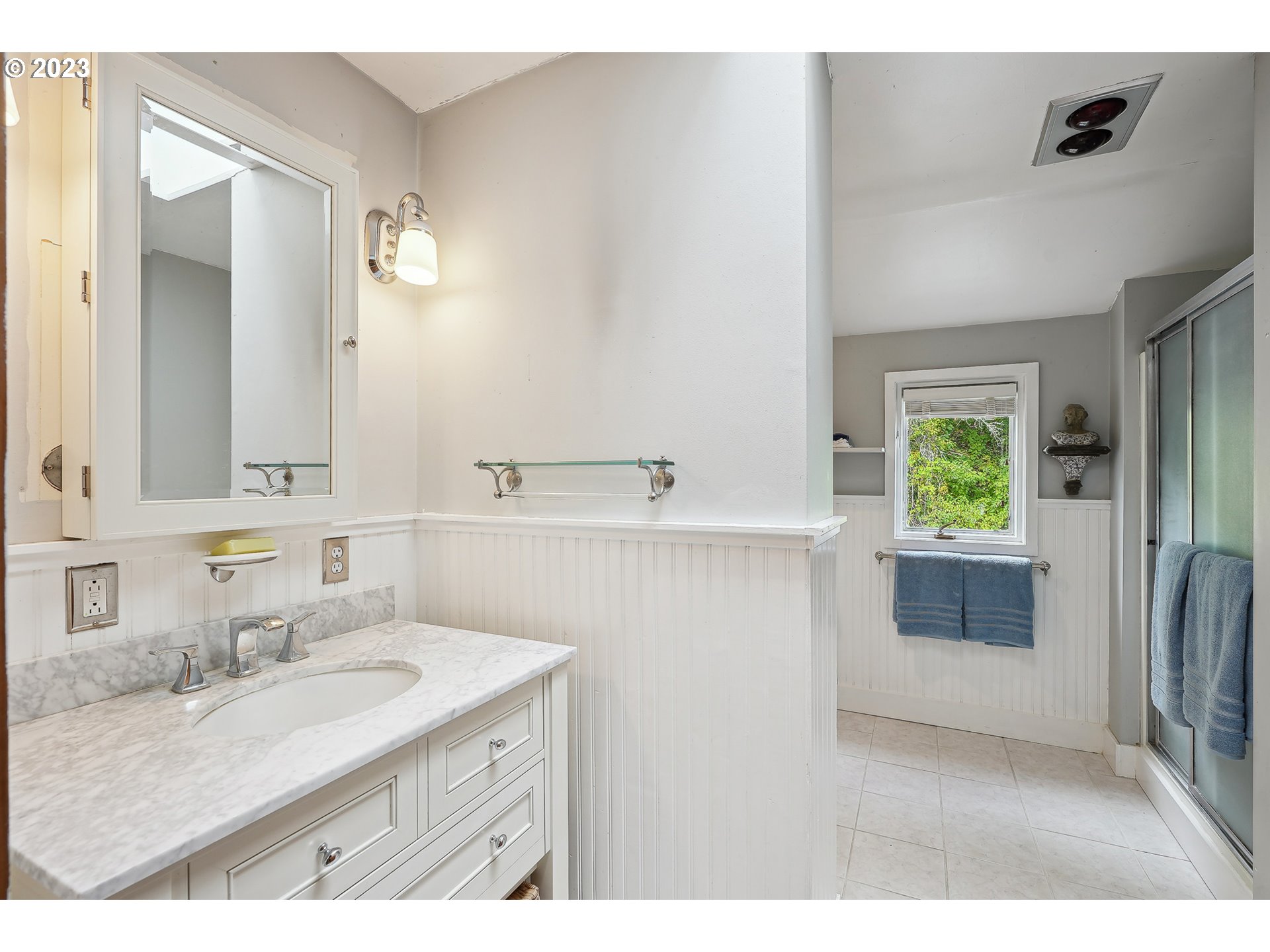 15500 Northwest Ferry Road, Unit 2 Portland, OR 97231 - Photo 30 of 46 Bathroom