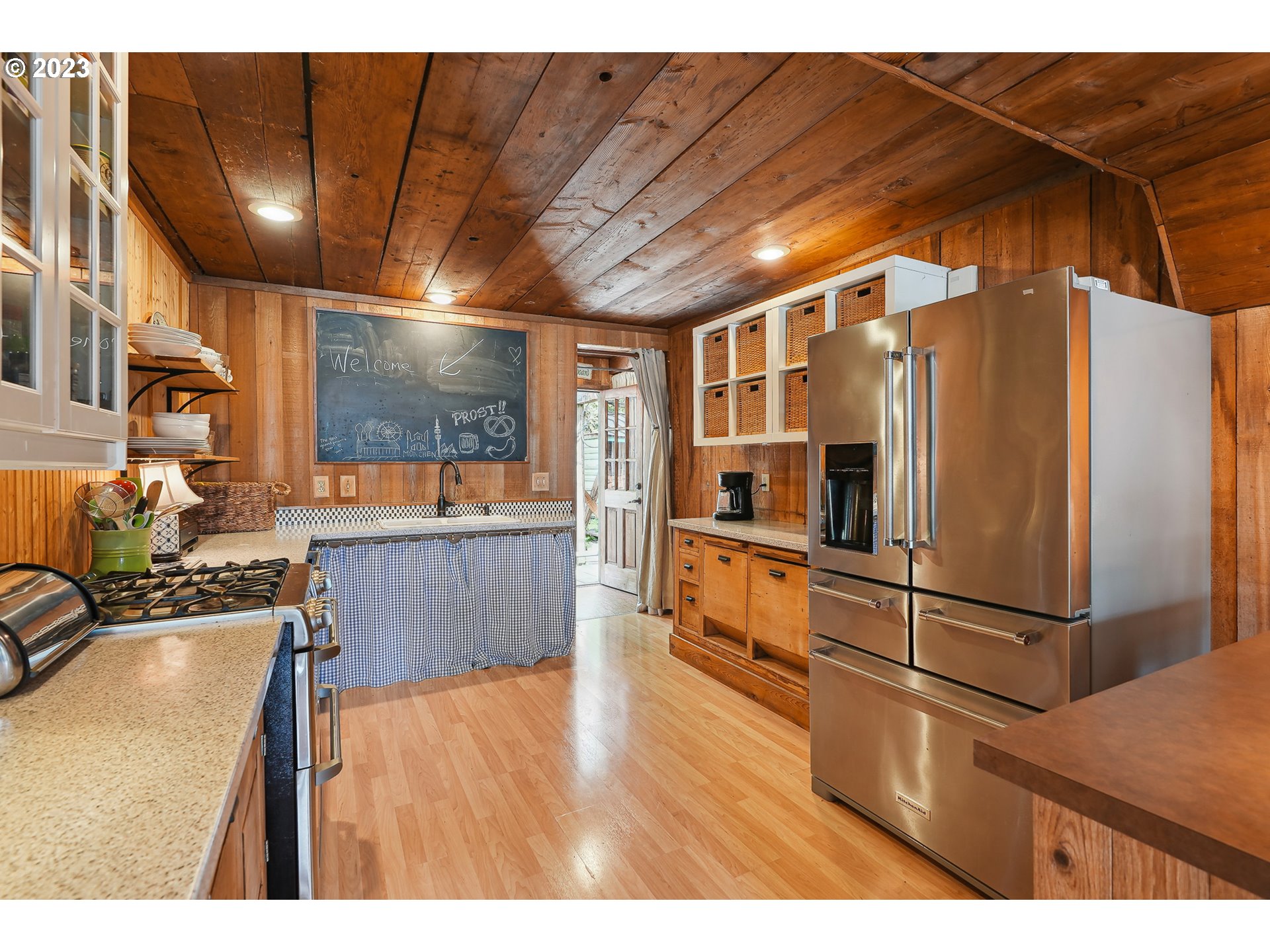 15500 Northwest Ferry Road, Unit 2 Portland, OR 97231 - Photo 8 of 46 Kitchen