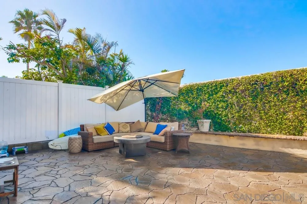 40 Bahama Bend Coronado, CA 92118 - Photo 33 of 36 a outdoor view with a sitting space