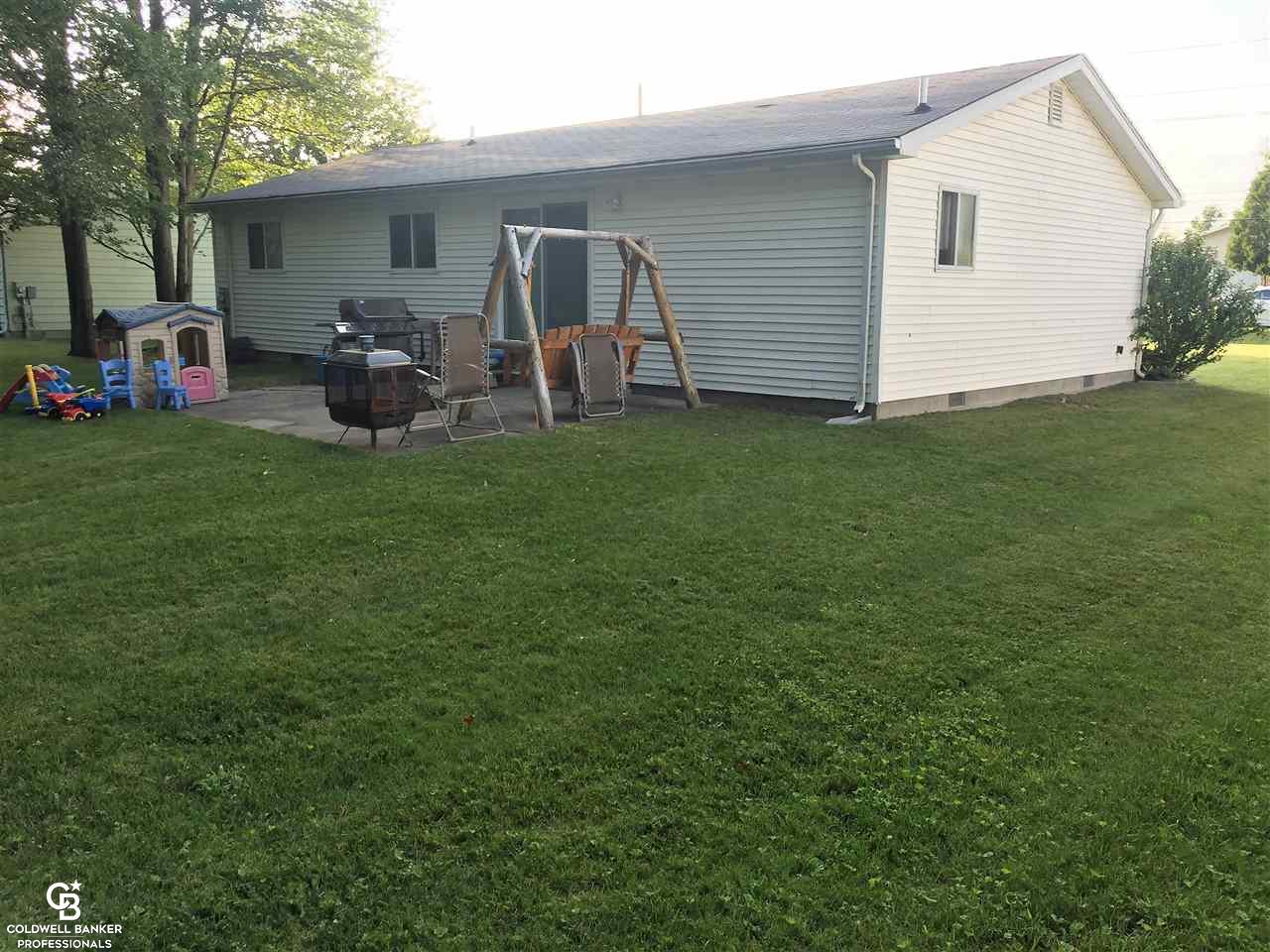3271 Simpson Road Fort Gratiot, MI 48059 - Photo 3 of 17