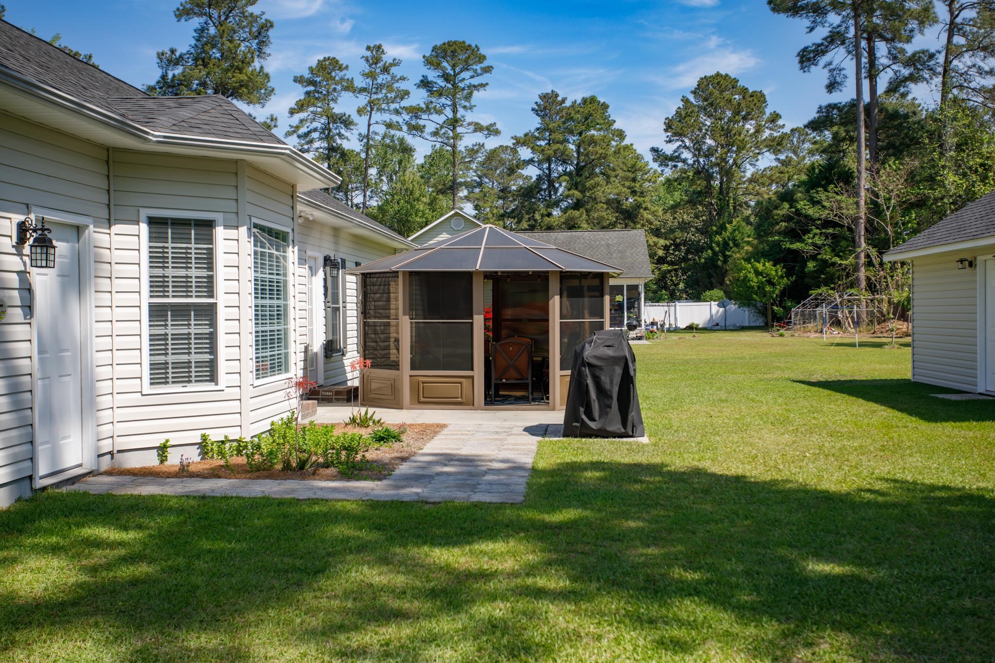 3200 Bryant Street Loris, SC 29569 - Photo 6 of 39