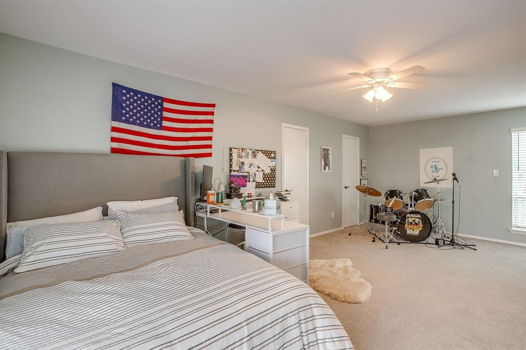 3928 Stonehenge Road Fort Worth, TX 76109 - Photo 23 of 38