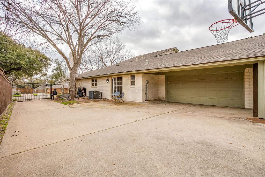 3928 Stonehenge Road Fort Worth, TX 76109 - Photo 25 of 38