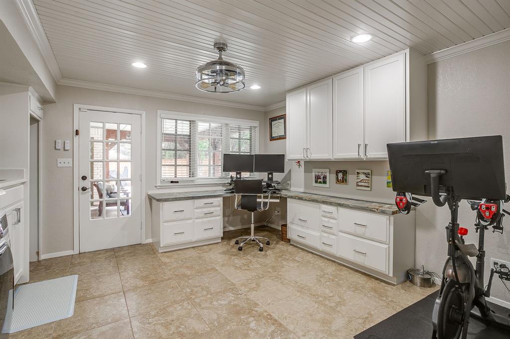 3928 Stonehenge Road Fort Worth, TX 76109 - Photo 28 of 38