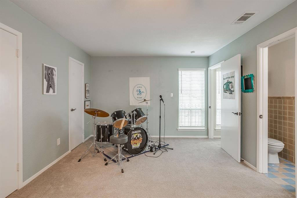 3928 Stonehenge Road Fort Worth, TX 76109 - Photo 30 of 38