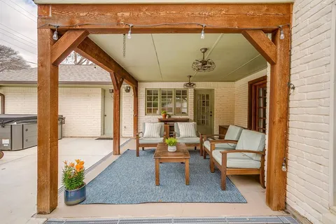 $1,199,000 | 3928 Stonehenge Road, Fort Worth, TX 76109