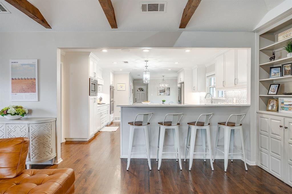 3928 Stonehenge Road Fort Worth, TX 76109 - Photo 6 of 38