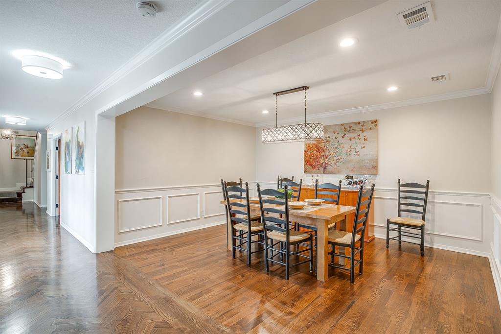 3928 Stonehenge Road Fort Worth, TX 76109 - Photo 7 of 38