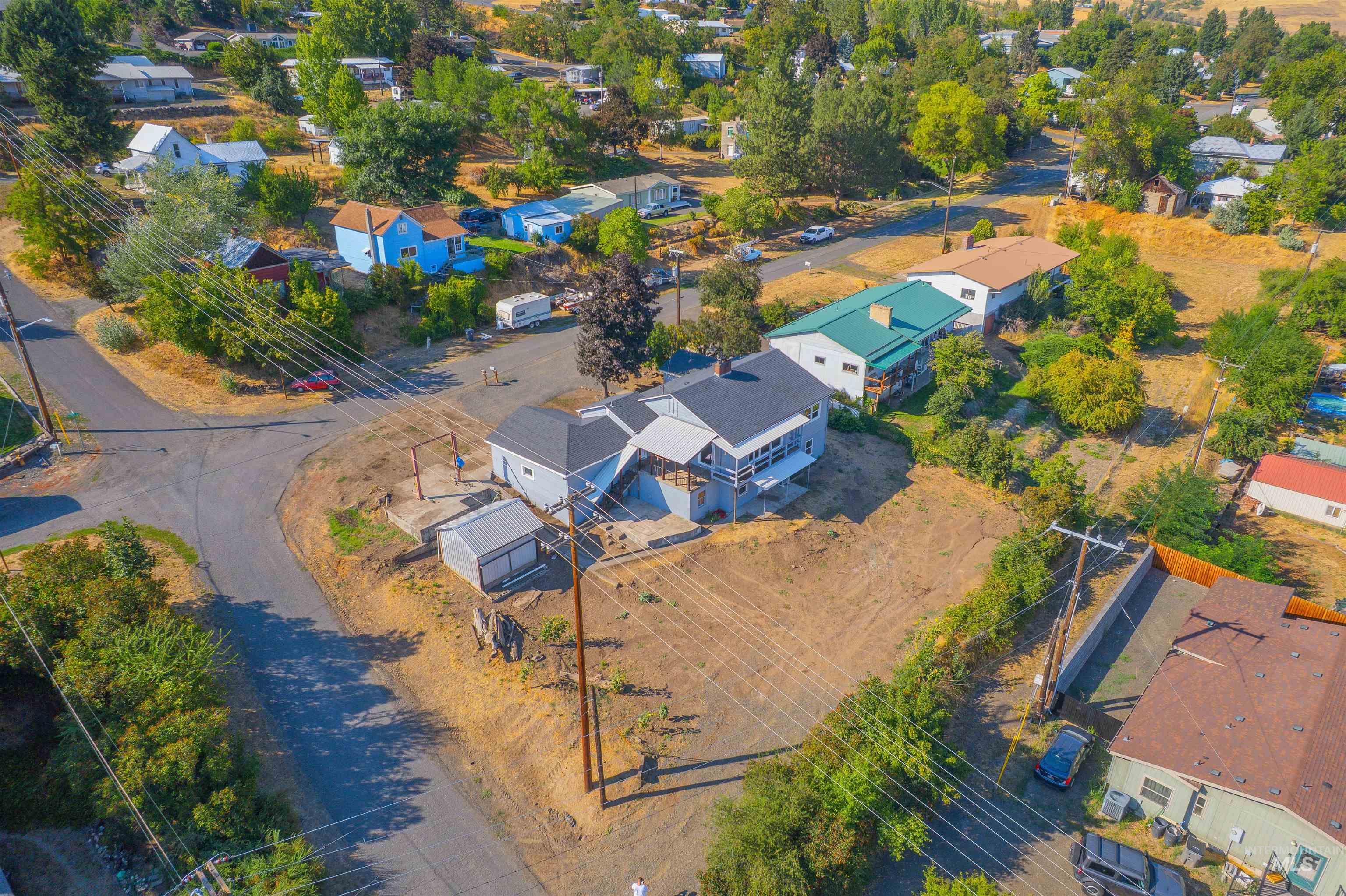 164 State Street Juliaetta, ID 83535 - Photo 5 of 37 Aerial view of residential area