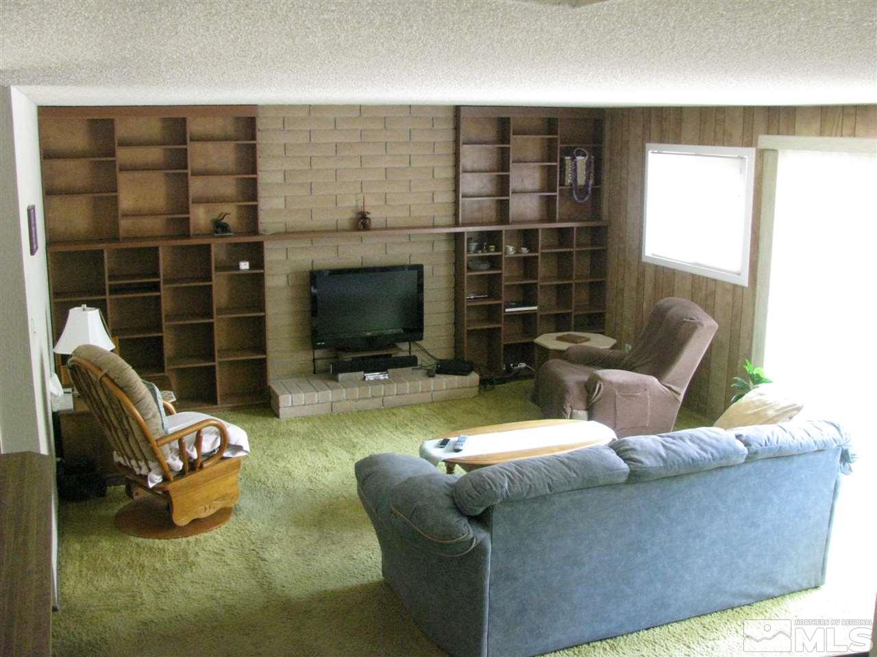 4381 Rio Poco Road Reno, NV 89502 - Photo 8 of 13 Photo 8