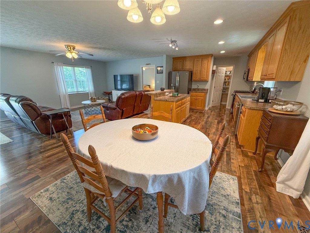 2293 Turkey Island Road Crewe, VA 23930 - Photo 12 of 36