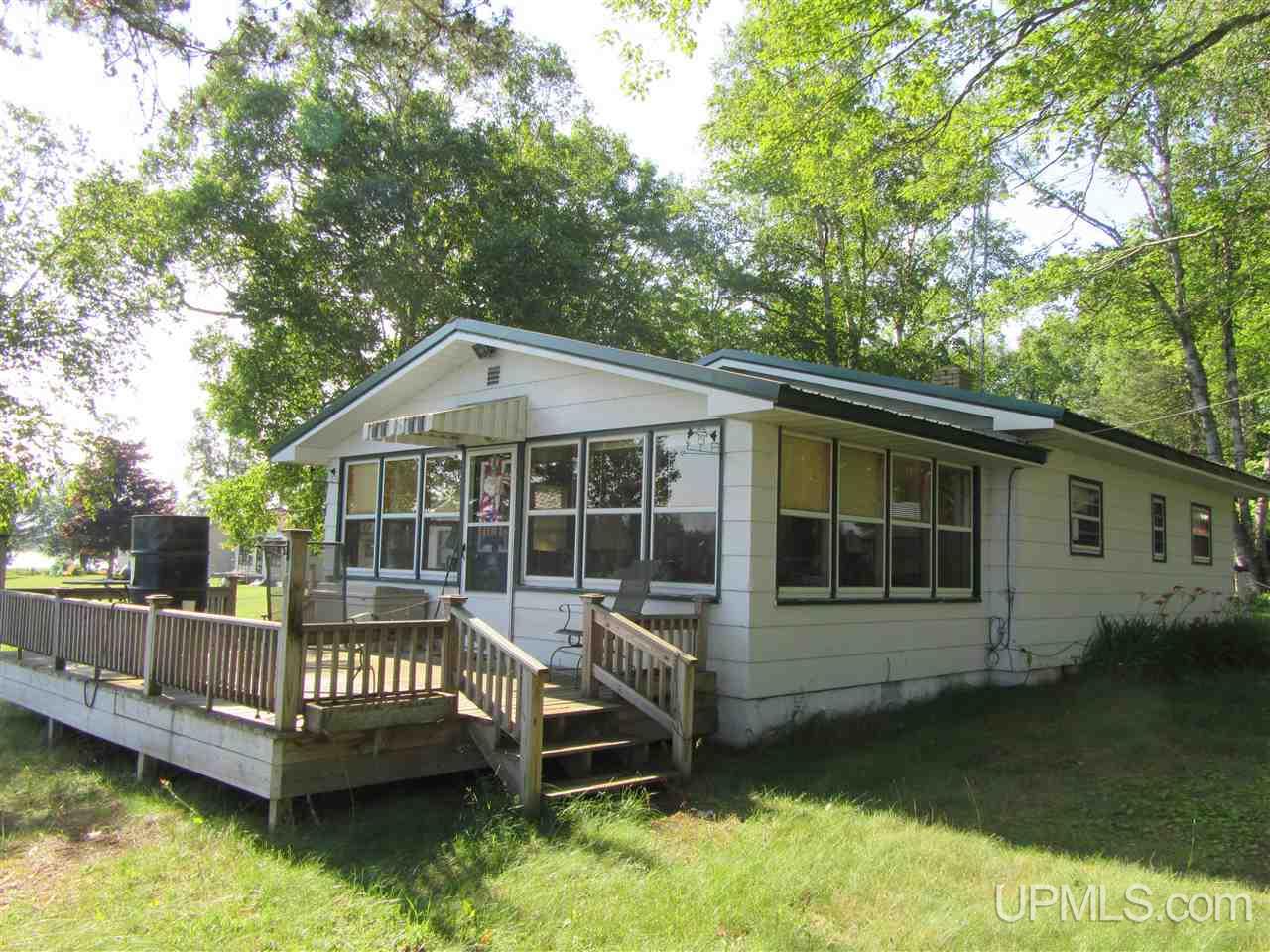 1804 West Co Road Gulliver, MI 49840 - Photo 1 of 29