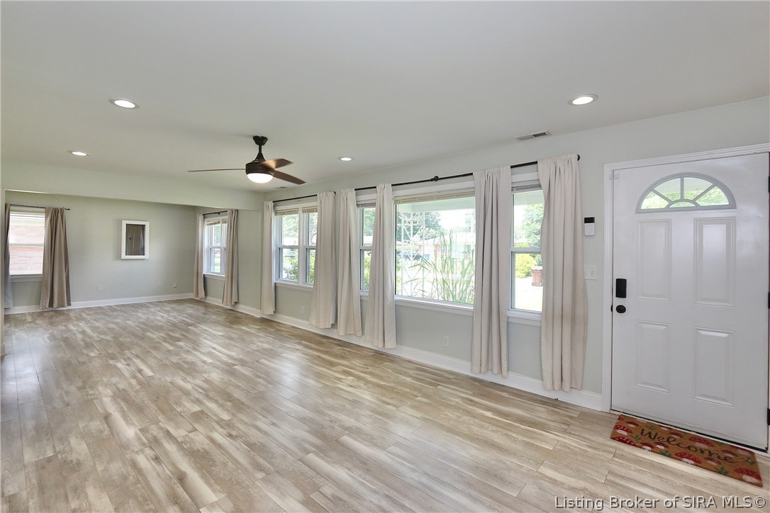 10309 Rancho Drive Louisville, KY 40272 - Photo 4 of 27