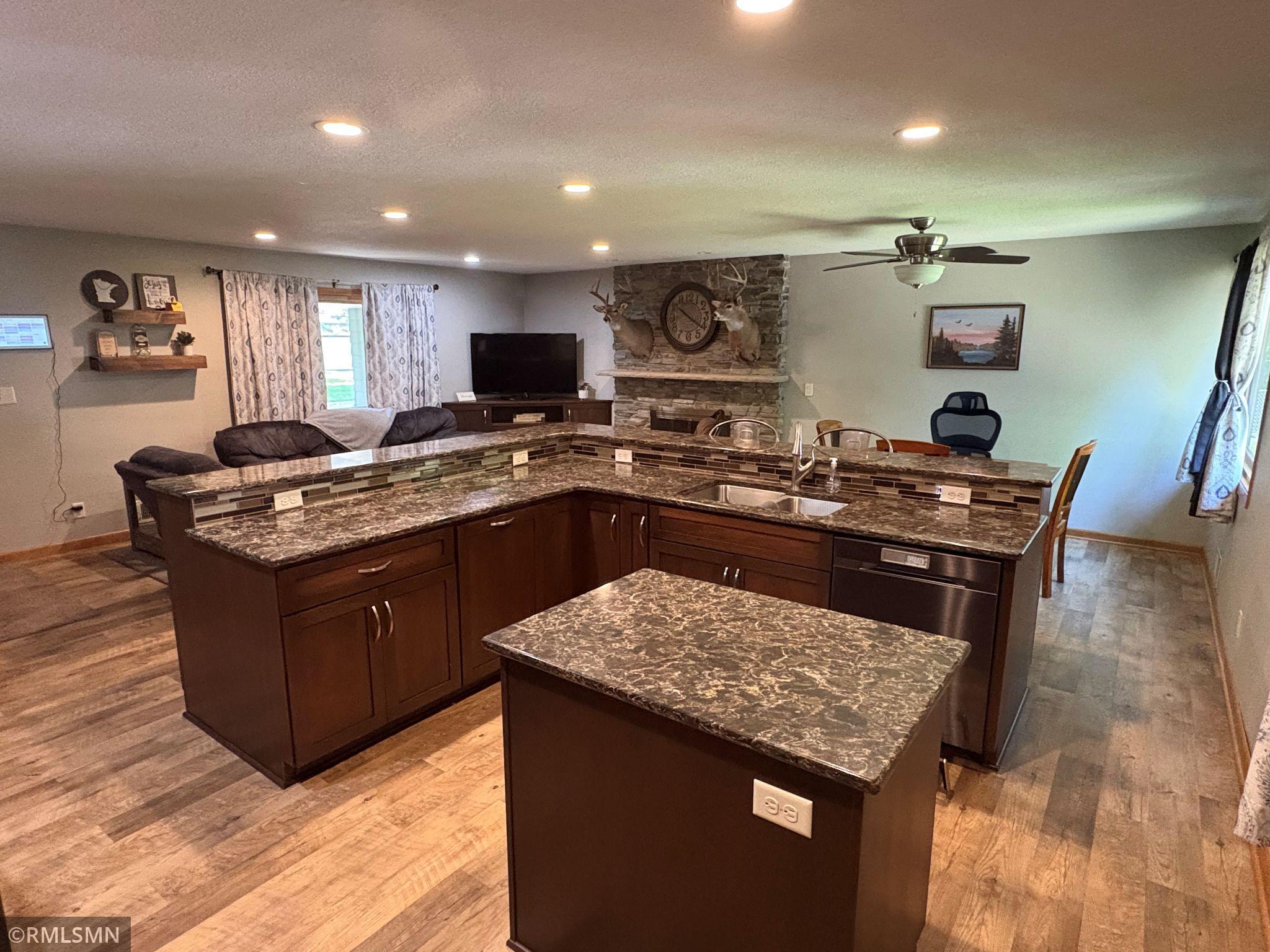 1115 Reeds Lane Glencoe, MN 55336 - Photo 7 of 35