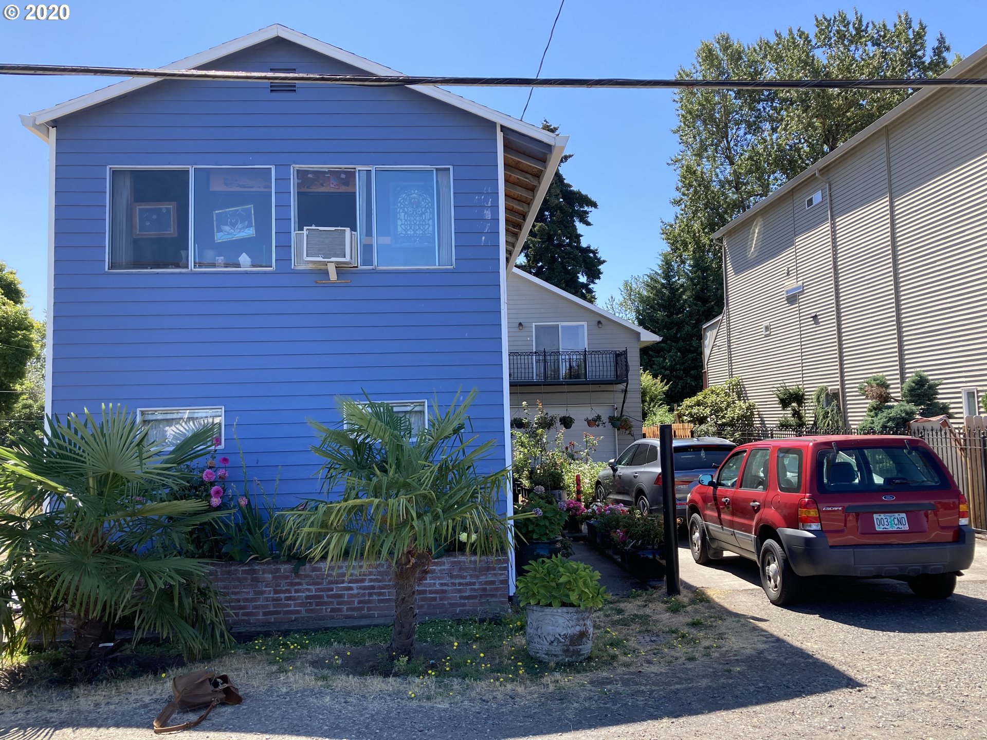 176 Northeast Bridgeton Road Portland, OR 97211 - Photo 2 of 21 Gallery Image 2