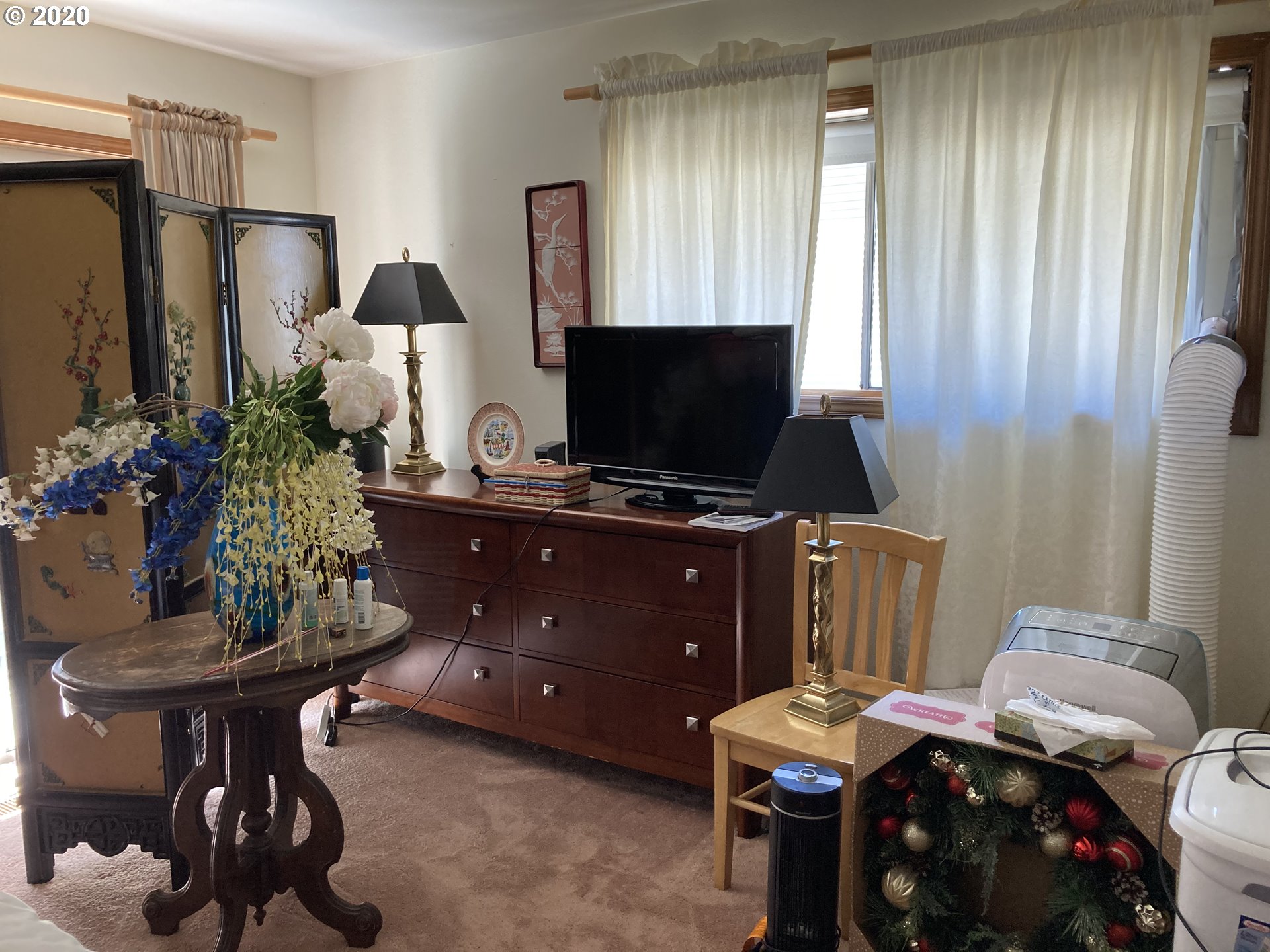 176 Northeast Bridgeton Road Portland, OR 97211 - Photo 7 of 21 Gallery Image 7