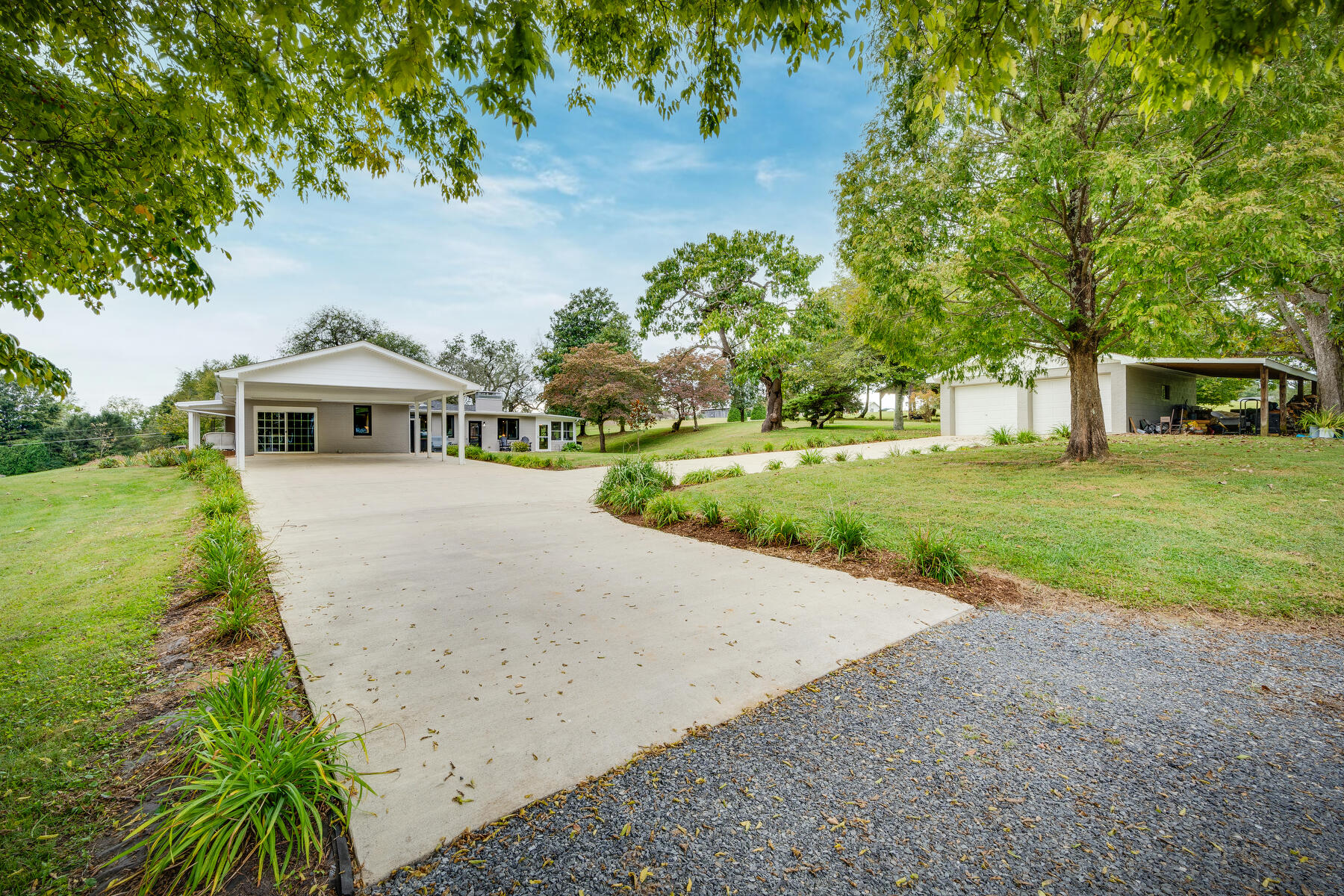 202 Green Road Bristol, TN 37620 - Photo 36 of 72 036