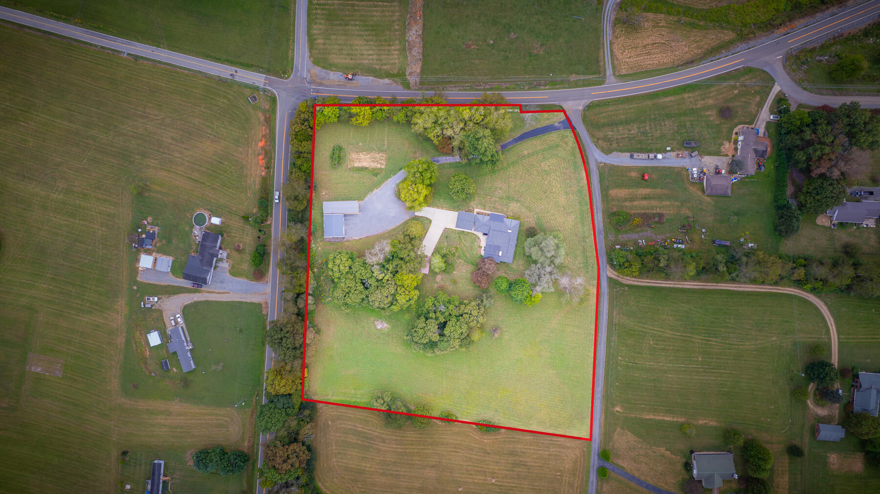 202 Green Road Bristol, TN 37620 - Photo 60 of 72 105