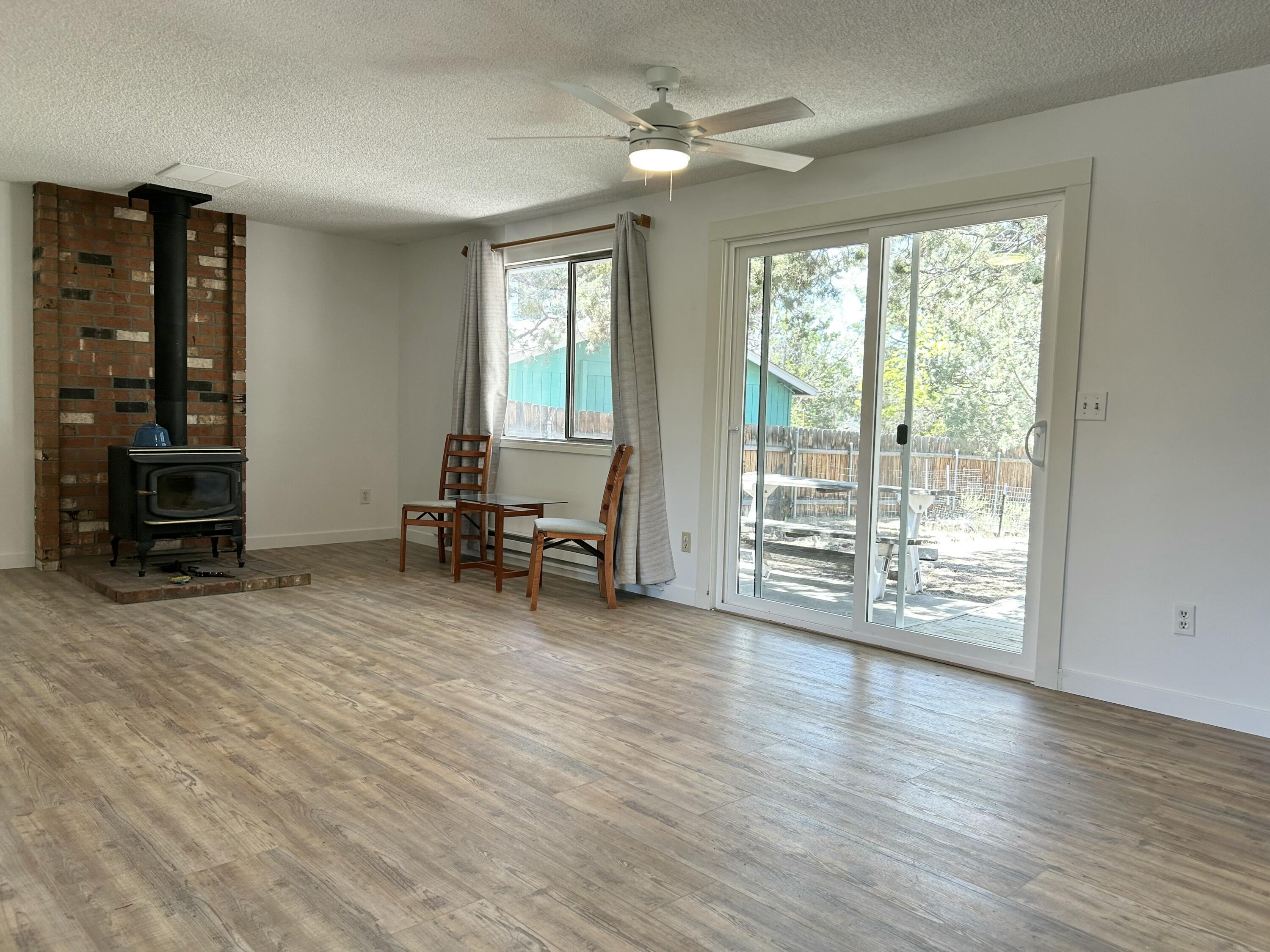 63421 Vogt Road Bend, OR 97701 - Photo 8 of 18