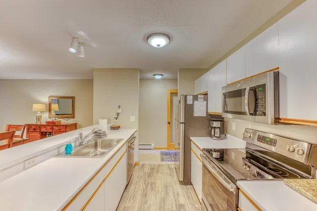 $449,000 | 91 Stickney Circle, Unit 42, Carroll, NH 03595