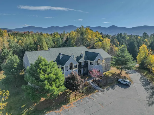 $449,000 | 91 Stickney Circle, Unit 42, Carroll, NH 03595