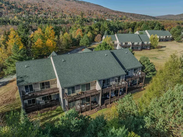 $449,000 | 91 Stickney Circle, Unit 42, Carroll, NH 03595